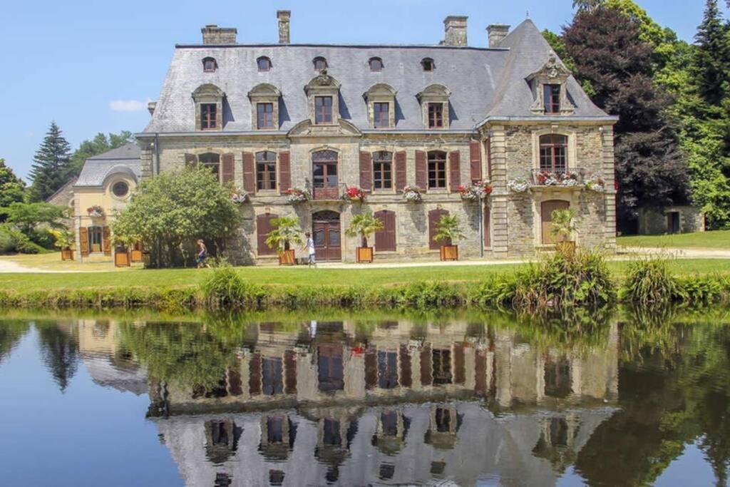 Ravissant pied à terre pour deux. Vila Gourin Exterior foto